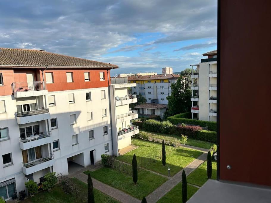 Appartement Cosy Agen Centre Avec Lit King Size Экстерьер фото