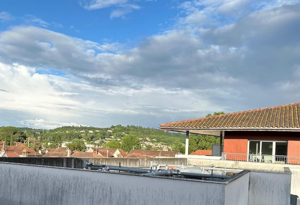 Appartement Cosy Agen Centre Avec Lit King Size Экстерьер фото